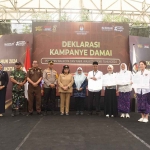 Pj Wali Kota Kediri, Zanariah, dan anggota Forkopimda setempat saat menghadiri deklarasi kampanye damai Pilkada 2024. Foto: Ist