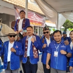 Pengurus DPC Partai Demokrat Sidoarjo mendaftarkan bacaleg di KPU setempat, Minggu (14/5/2023)