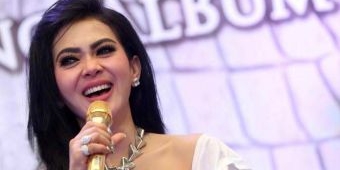 Syahrini: Cowok Takut Dekati Saya? Enggak Gigit, kok, Saya Bukan Wanita Buas