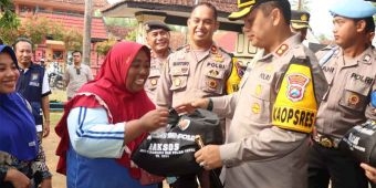 Kolaborasi, TNI-Polri di Sumenep Gelar Bakti Sosial dan Bakti Kesehatan