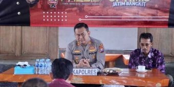 Jumat Curhat, Kapolres Kediri Dengarkan Curhat Warga Kampung Inggris