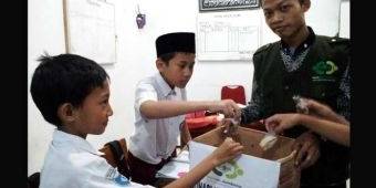 Dirikan Posko Peduli Garut, Lazisnu Jombang Ajak Pelajar Bantu Sesama