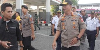 Kabaharkam Polri Komjen Pol Condro Kirono Sidak Pos Pengamanan Terminal Purabaya