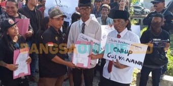 PDIP Gresik Belum Jatuhkan Sanksi pada Mega Bagus Saputra yang Ikut Demo Bumbung Kosong