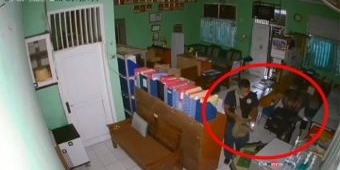 ​Dua Pelaku Pencuri Barang Elektronik di SDN Pengasinan Depok Terekam CCTV