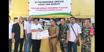 PG Serahkan Bantuan Korban Tsunami Lampung Selatan