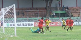 Babak 16 Besar Liga 3 Kapal Api PSSI Jatim 2023/2024: Persekabpas Menang 2-1 Lawan PSM Kota Madiun