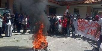 Mahasiswa STAIN Kediri Demo Tuntut Mundur Dosen Arogan