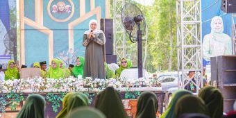 kick-off-hari-santri-nasional-di-pamekasan-khofifah-beberkan-peran-nu-untuk-kemerdekaan-indonesia