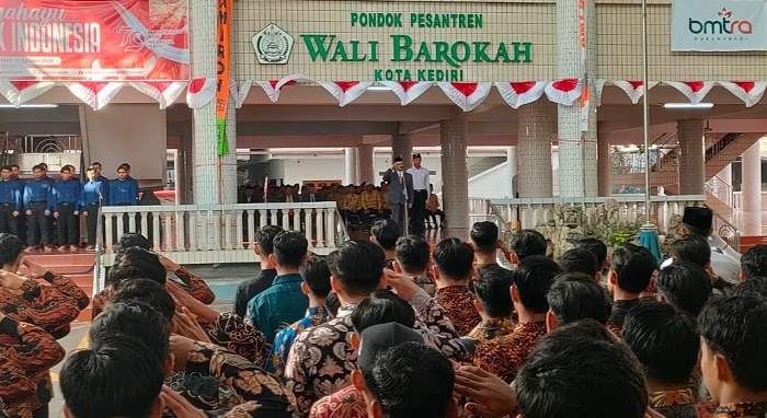 Ponpes Wali Barokah Kediri Gelar Upacara Bendera HUT ke-79 RI, LDII Yakin Mampu Bantu Pemerintah