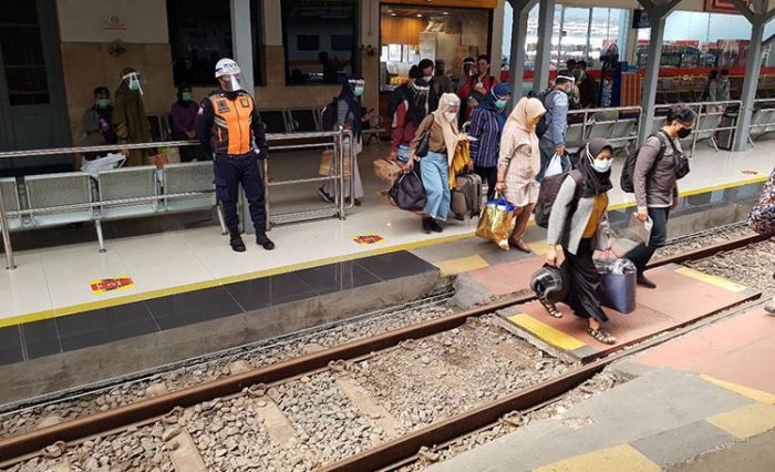 ​Mulai Bulan September, PT KAI Daop 9 Jember Hanya Operasikan 4 Kereta