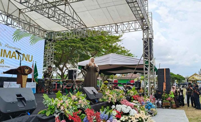 Di Blitar, Khofifah Minta Restu ke Ribuan Anggota Muslimat Maju Pilgub Jatim 2024 