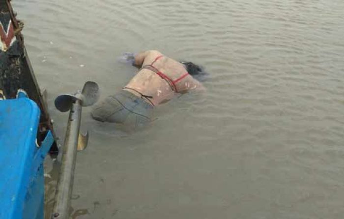 Mahasiswi yang Hanyut di Sungai Kedunglarangan Ditemukan Ngambang di Tambak