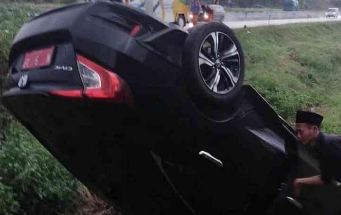 Mobil Wakil Ketua DPRD Gresik Terbalik di Tol, Mujid: Terima Kasih Atas Doanya, Saya Selamat