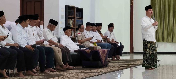 Kiai Asep Bentuk Saksi Ganda Mubarok dan Khofifah-Emil, Gus Barra Siap Biayai Siswa Berprestasi