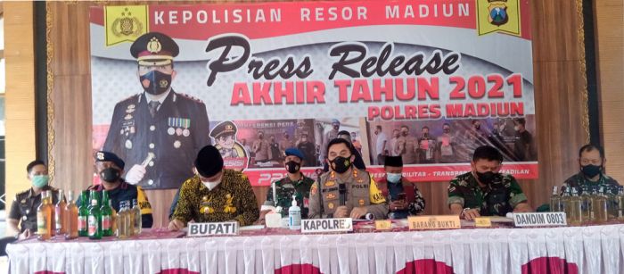 Polres Madiun Musnahkan Barang Bukti Hasil Tangkapan Selama 2021