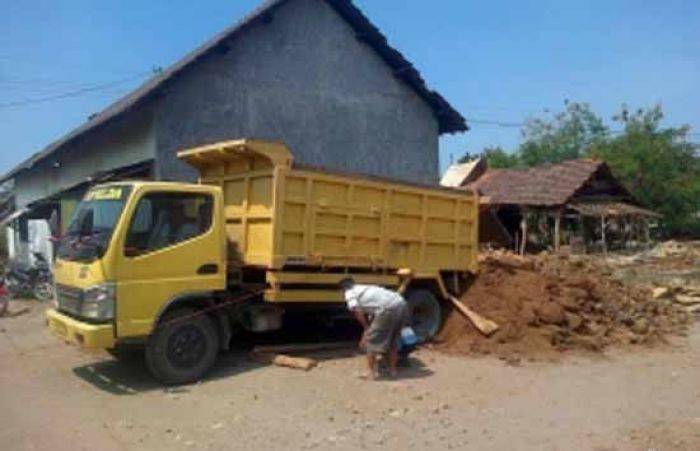 Betulkan Dump Truk, Pria di Mojotamping Mojokerto ini malah Tewas Tergencet