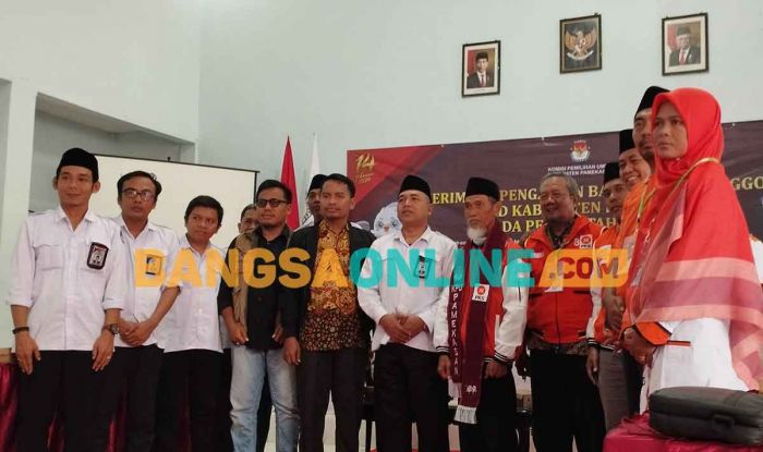 KPU Pamekasan Terima Berkas Caleg dari PDIP dan PKS