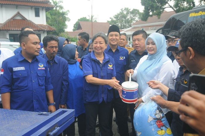 ​Bantuan Warga Jatim untuk Korban Tsunami Tiba di Pandeglang