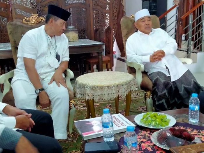 Mantan Danjen Kopassus Sowan Kiai Asep, Ternyata Ini yang Dibahas