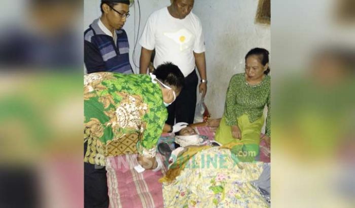 Diduga Kecewa Anaknya Ikut Aliran Punk, Ibu di Jember Gantung Diri