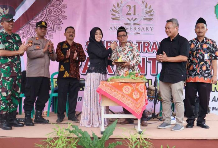 Begini Pesan Bupati Mojokerto saat Menghadiri Dies Natalis SMPN 2 Trawas