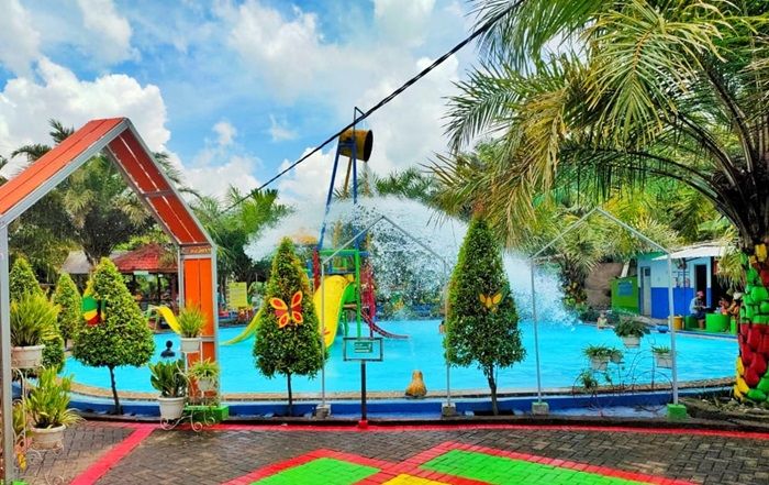 Kantongi Sertifikat CHSE, Waterpark Cluring Banyuwangi Ramai Pengunjung