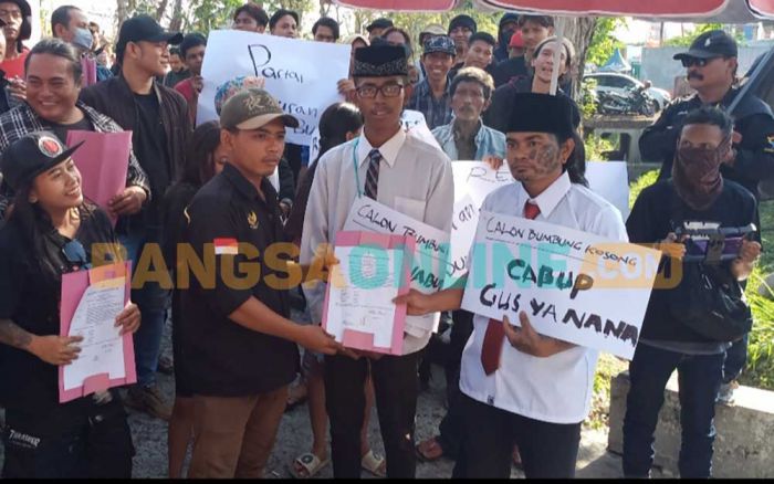 PDIP Gresik Belum Jatuhkan Sanksi pada Mega Bagus Saputra yang Ikut Demo Bumbung Kosong