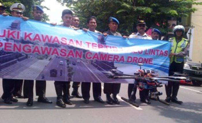 Dishub-Satlantas Gresik Sosialisasikan Camera Drone