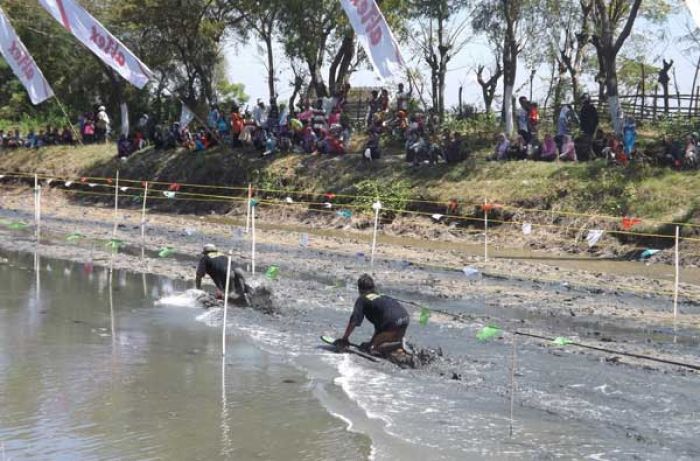 DPRD Pasuruan Minta Pemkab Berinovasi Kembangkan Wisata Bahari