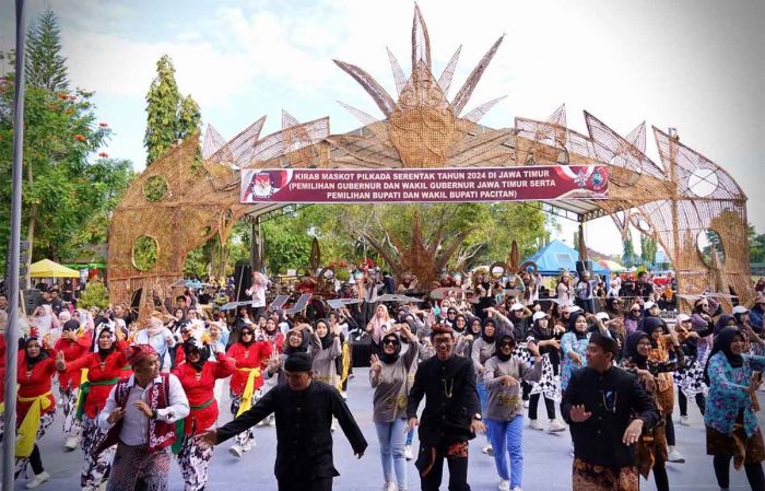 Optimalkan Sosialisasi, KPU Jatim Launching Kirab Maskot Pilkada 2024 di Pacitan