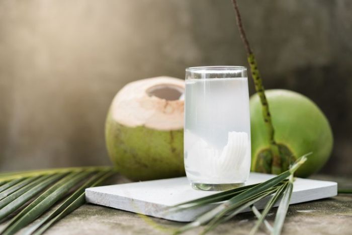 Efek Minum Air Kelapa Saat Berbuka Puasa, Ini Penjelasannya