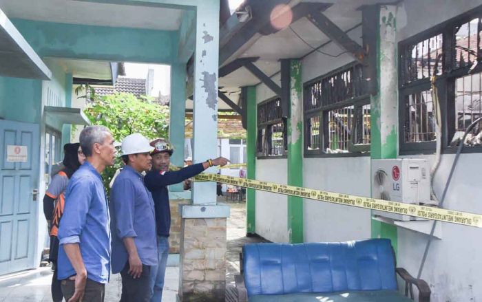 Kantor DKPP Terbakar, Wali Kota Kediri Tinjau Lokasi