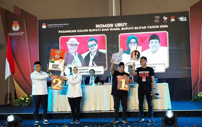 Pengundian Nomor Urut Pilkada 2024 di Kabupaten Blitar: Rijanto-Haji Beky 1, Rini-Ghoni 2