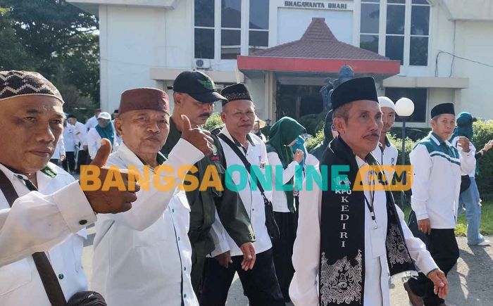 Hadrah dan Rebana Iringi Pendaftaran 50 Bacaleg PKB Kabupaten Kediri