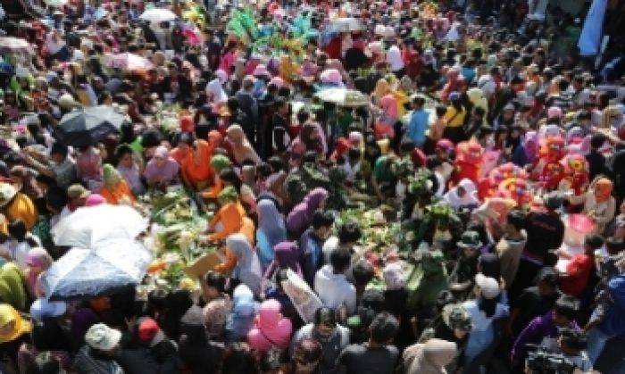 Festival Rujak Uleg 2015 Lebih Atraktif, Dandanan Peserta Menarik 