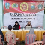 Vaksinasi massal yang diselenggarakan BIN Jatim.