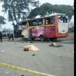 Bus yang ditumpangi aremania saat diamankan. foto: beritajatim