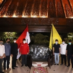 Wali Kota Eri Cahyadi kunjungi Makam Bung Karno di Blitar, Sabtu (7/6/2021) malam. (foto: ist)