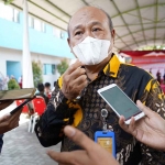 Plt Kepala Disdik Kabupaten Kediri, Mokhamat Muhsin, saat memberi keterangan kepada awak media. Foto: Ist