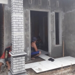 Salah satu program bedah rumah di Desa Bulusari, Gempol.