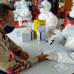 Rapid test yang dilakukan Satgas Penanganan Covid-19 Kabupaten Blitar.