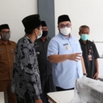 Bupati Kediri Hanindhito Himawan Pramana saat menghadiri acara tasyakuran Gedung BLKK Desain Mode dan Tekstil (Tata Busana) di Pondok Pesantren Hidayatul Muta’allimin, Desa Sumbercangkring, Kecamatan Gurah.  foto: ist.