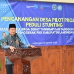 Bupati Lamongan, Yuhronur Efendi, saat memberikan sambutan.