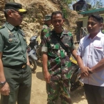 Tim Wasev Program TMMD ke-106 dari Pusterad Brigjen TNI Anang Dwitono, S.E., M.M. saat cek lapangan ke Desa Kedungsalam, Kec. Donomulyo, Malang.