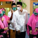 AKRAB: Cabup Ahmad Muhdlor Ali (Gus Muhdlor) bertemu ibu-ibu Muslimat di Kecamatan Candi, belum lama ini. foto: istimewa