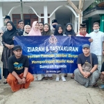 Pemuda Jember Bergerak (PJB) melakukan ziarah kubur ke makam ulama sebelum mendeklarasikan ormas kepemudaan tersebut. foto: ist.