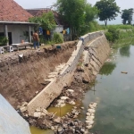 Kondisi plengsengan di Dusun Satak, Desa Manaruwi Kec. Bangil.