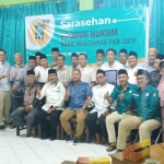 Ketua PKB Gresik Moh. Qosim bersama pengurus dan kader usai rapat konsolidasi. foto: ist