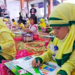 
Peringatan HAN yang diselengarakan DAOP 8 PT KAI dengan lomba menggambar dan cerita edukatif.